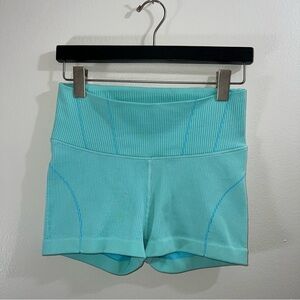 OFFLINE By Aerie Turquoise Ribbed 2” Bike Shorts Size Medium